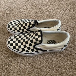 Women’s platform checkered Vans slip ons